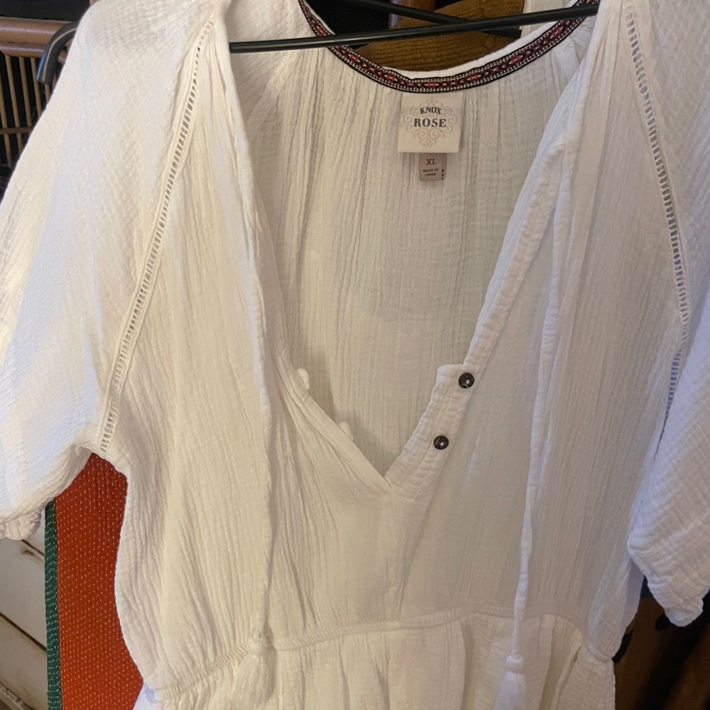 Knox Rose White Textured Top
